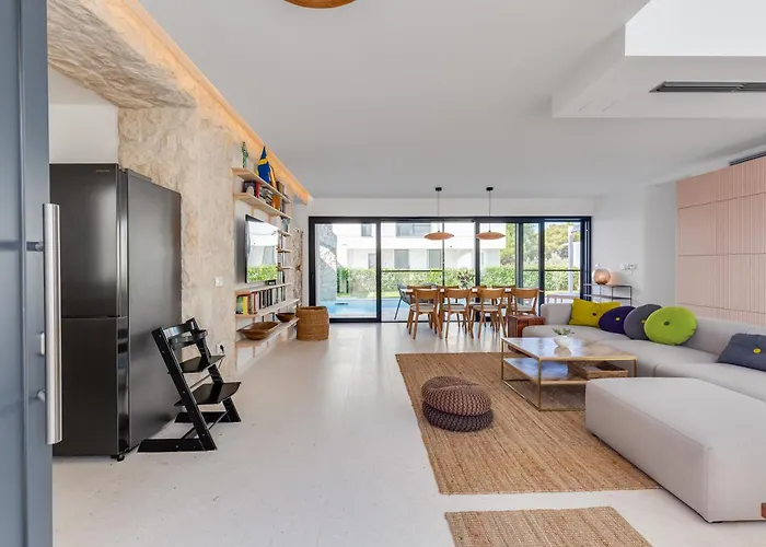 Luxury By The Sea In Scandinavian Style Kožino