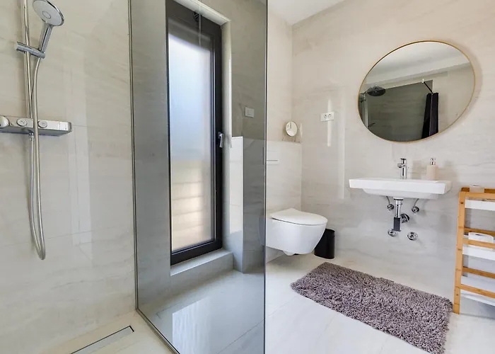 Luxury By The Sea In Scandinavian Style Kožino
