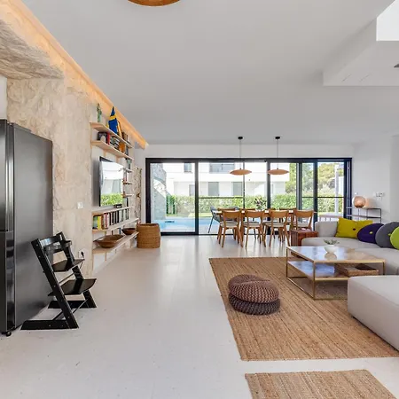 Luxury By The Sea In Scandinavian Style Kožino